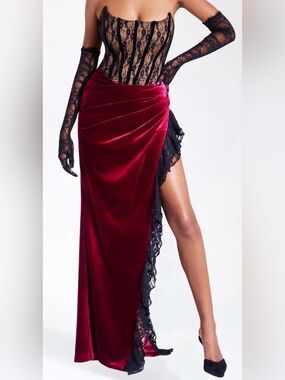 Miss Circle Gaia Burgundy Lace Velvet Corset Side Slit Dress